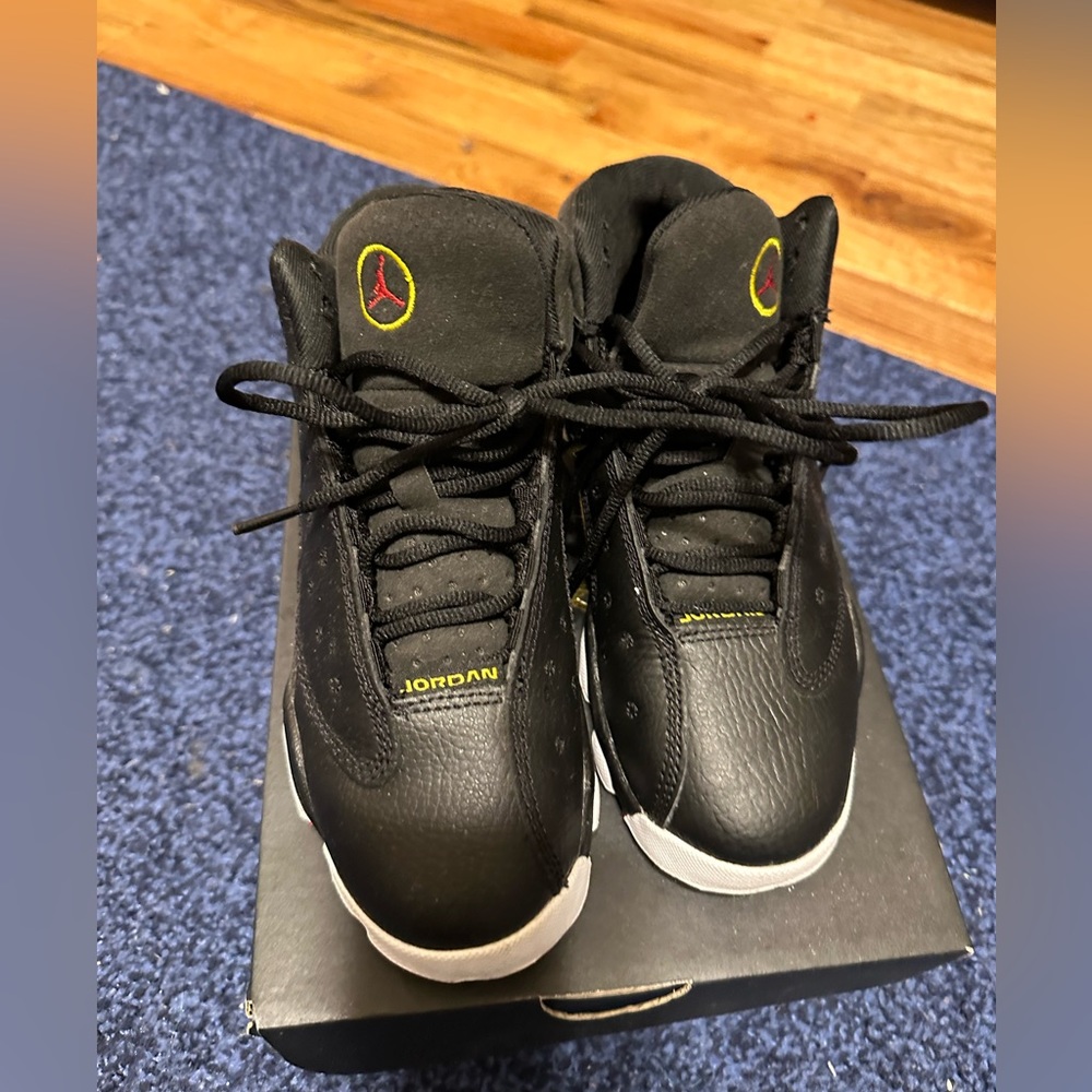 Little boys Jordan’s size 1 gently worn